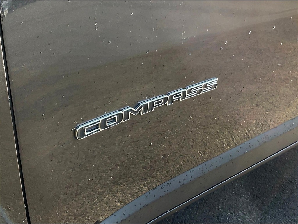 2018 Jeep Compass Latitude - Photo 28