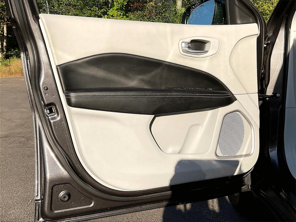2018 Jeep Compass Latitude - Photo 9
