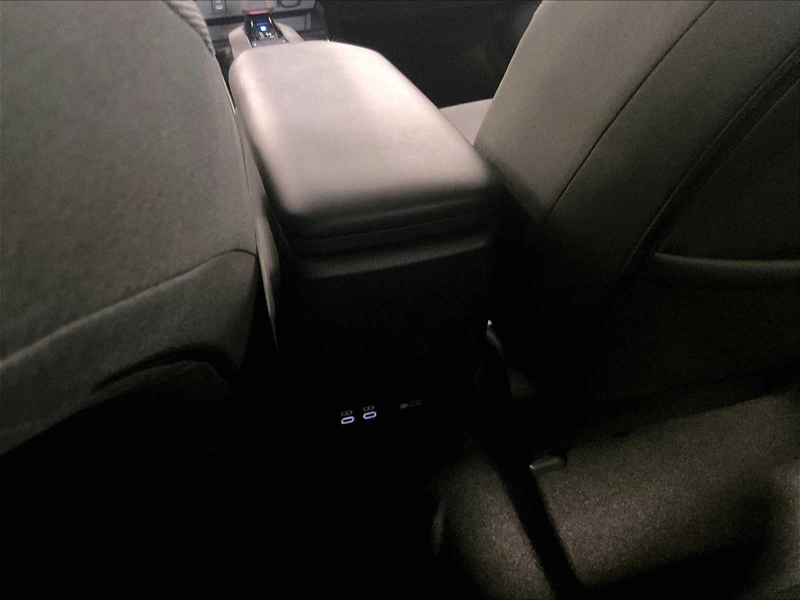 2024 Toyota Prius Prime SE - Photo 27