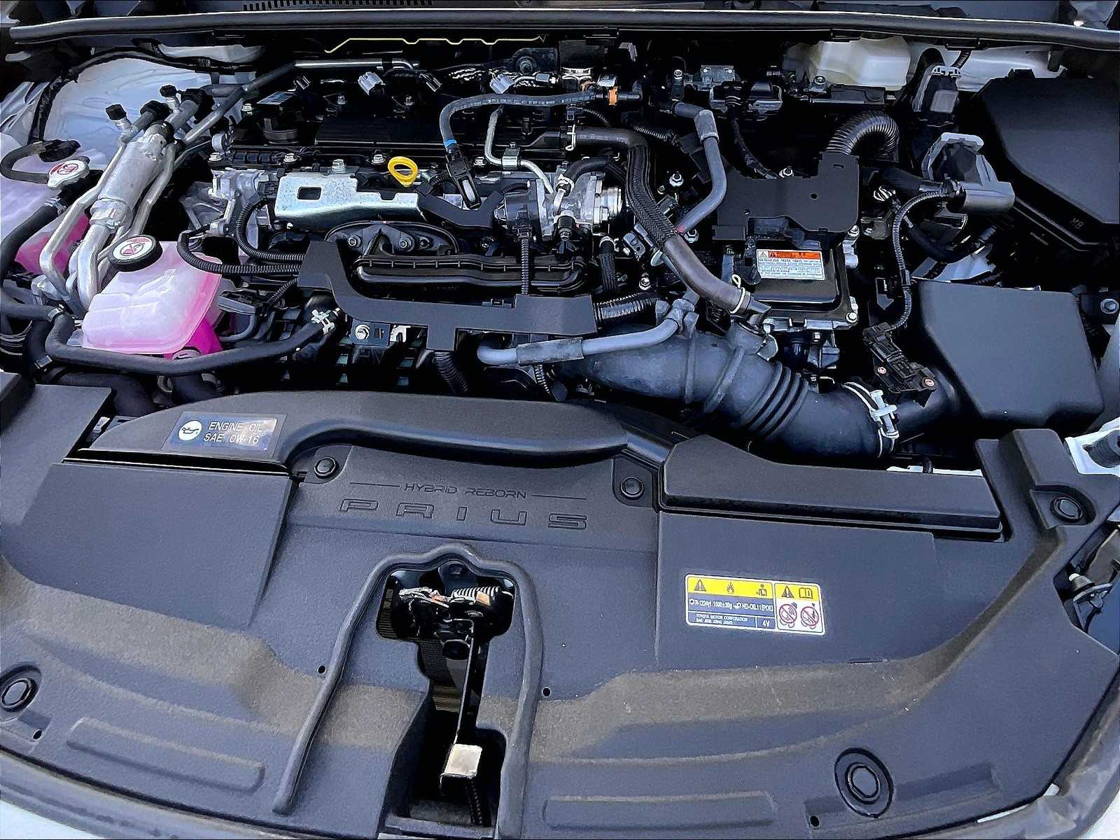 2024 Toyota Prius Prime SE - Photo 29