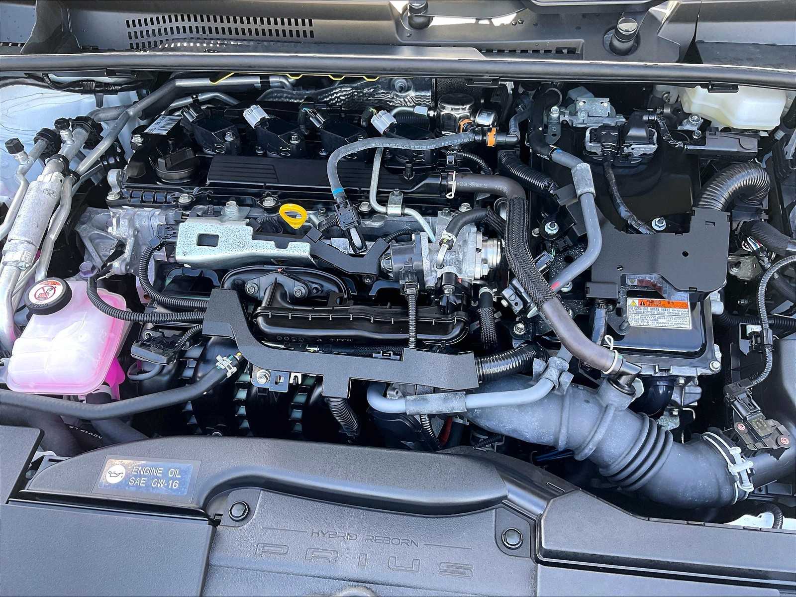 2024 Toyota Prius Prime SE - Photo 34