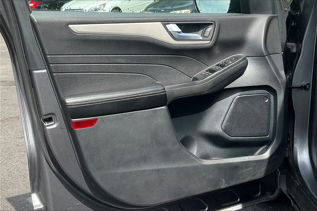 2021 Ford Escape SE - Photo 9