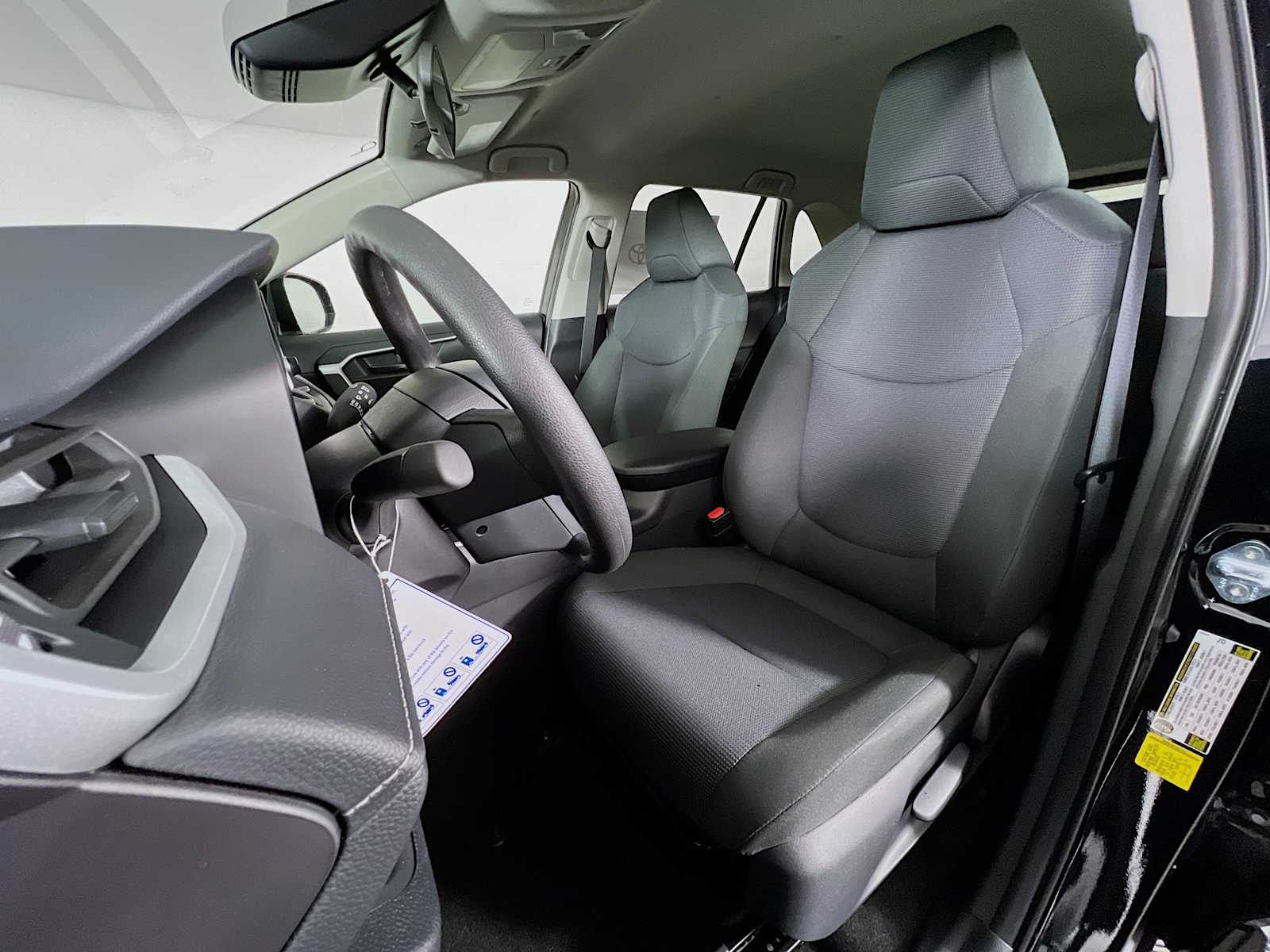2025 Toyota RAV4 LE - Photo 12