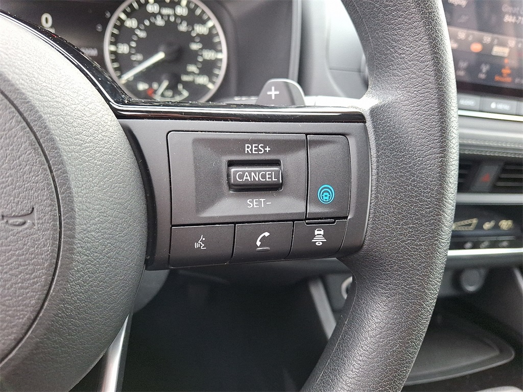 2023 Nissan Rogue SV - Photo 21