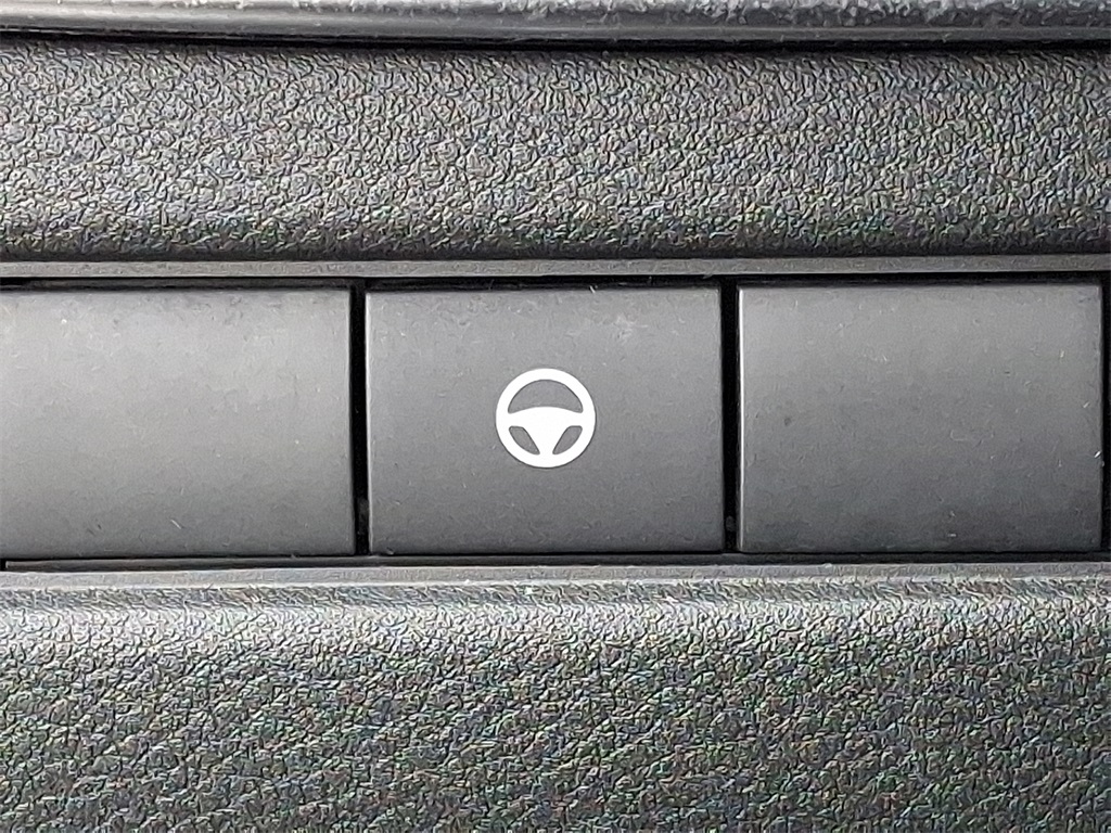 2023 Nissan Rogue SV - Photo 25