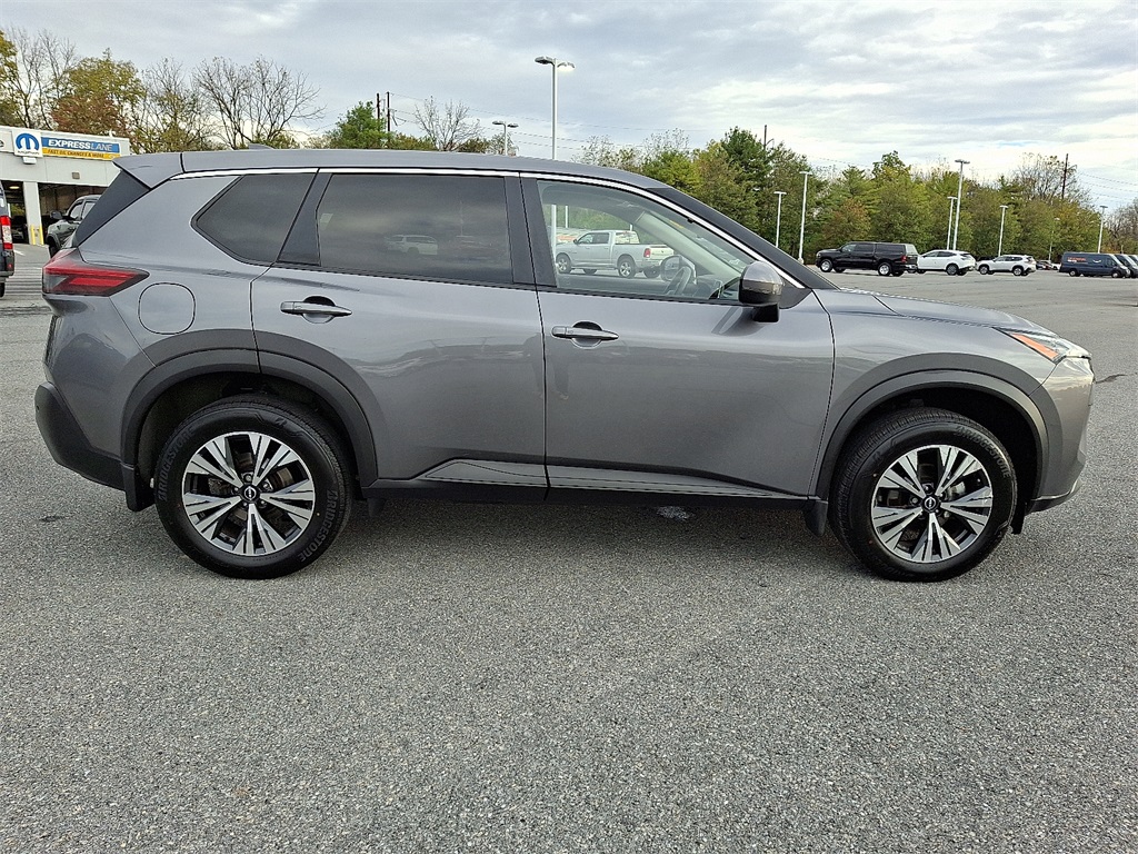 2023 Nissan Rogue SV - Photo 8
