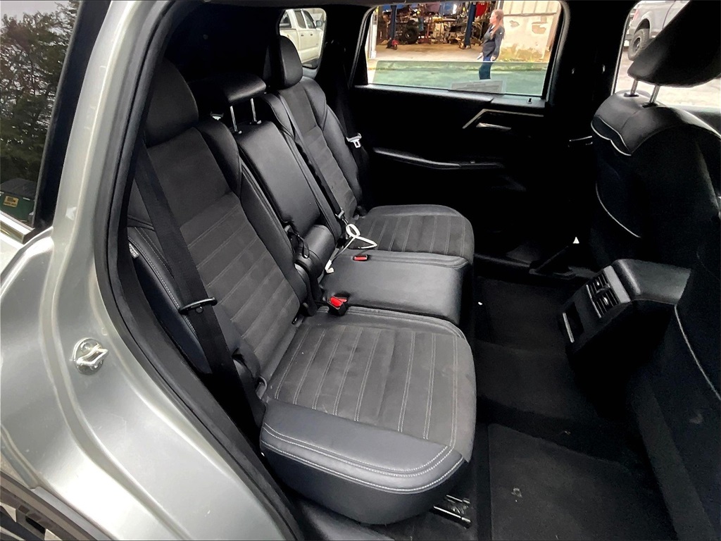 2023 Mitsubishi Outlander SE - Photo 16
