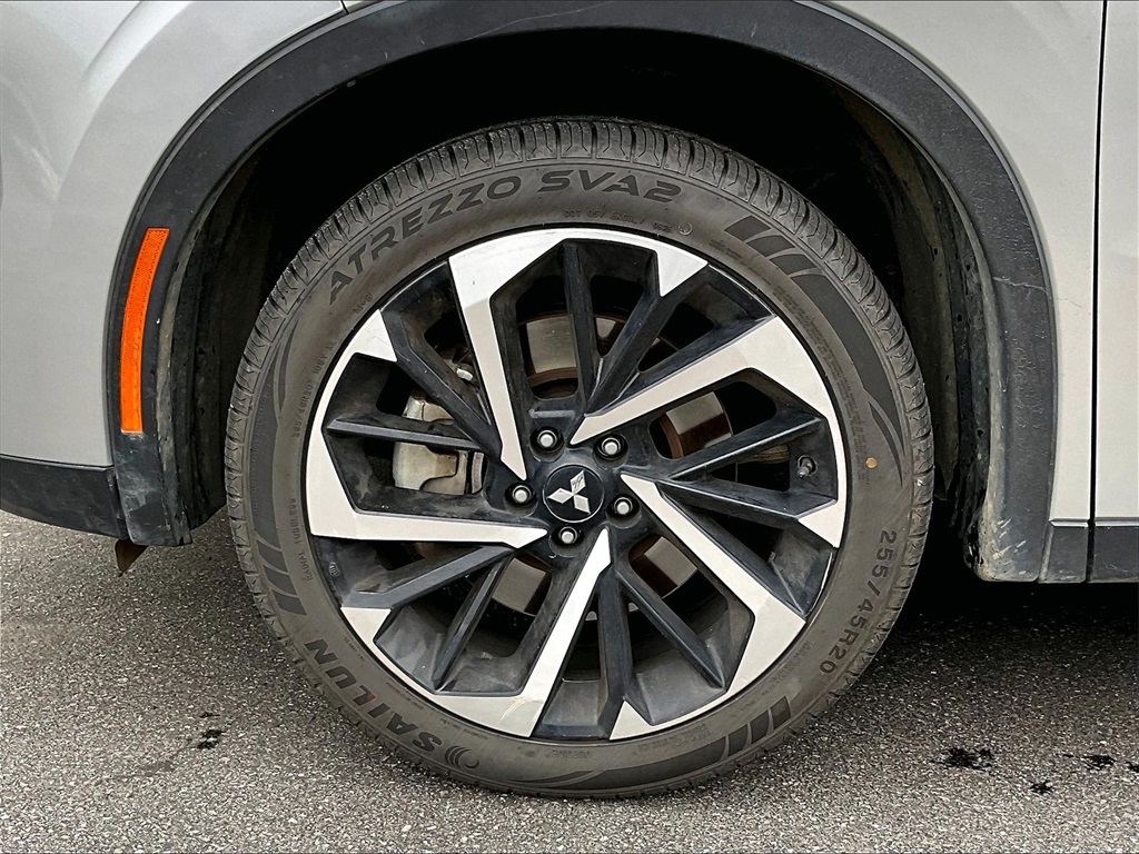 2023 Mitsubishi Outlander SE - Photo 7