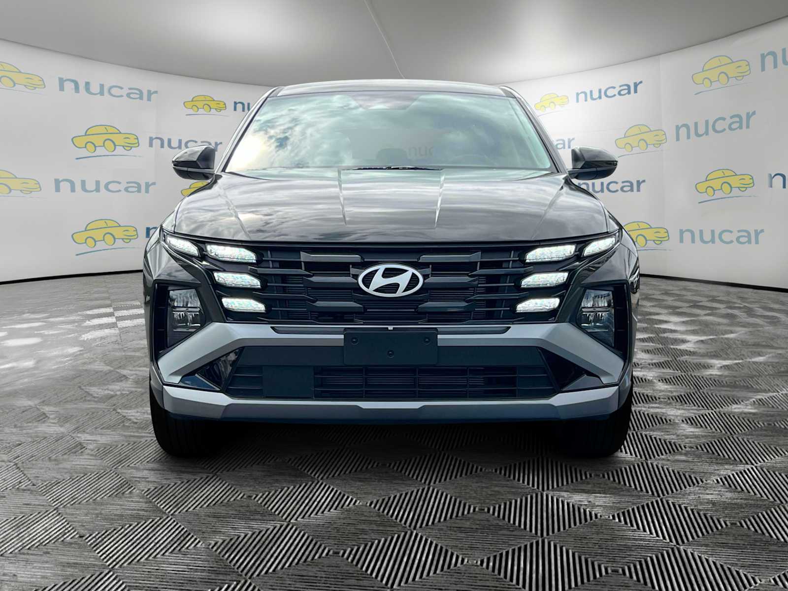 2025 Hyundai Tucson SE - Photo 12