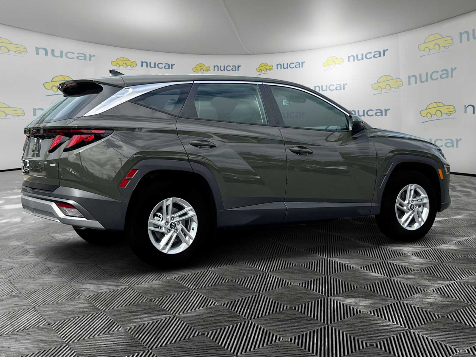 2025 Hyundai Tucson SE - Photo 9