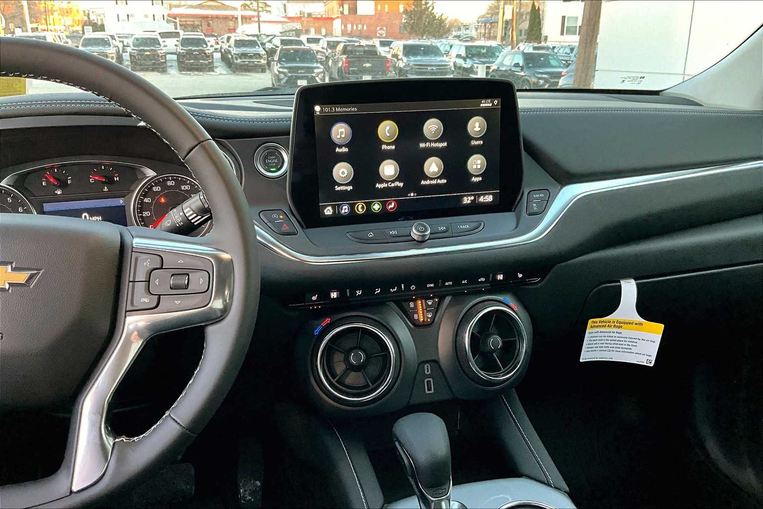2025 Chevrolet Blazer LT - Photo 13