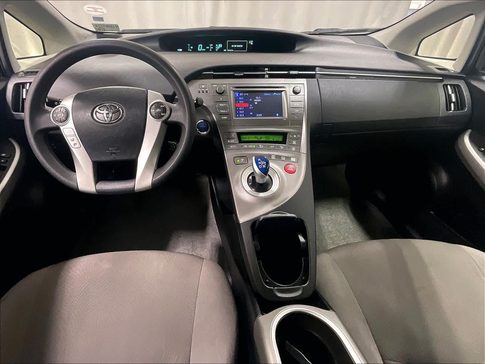 2015 Toyota Prius Two - Photo 21