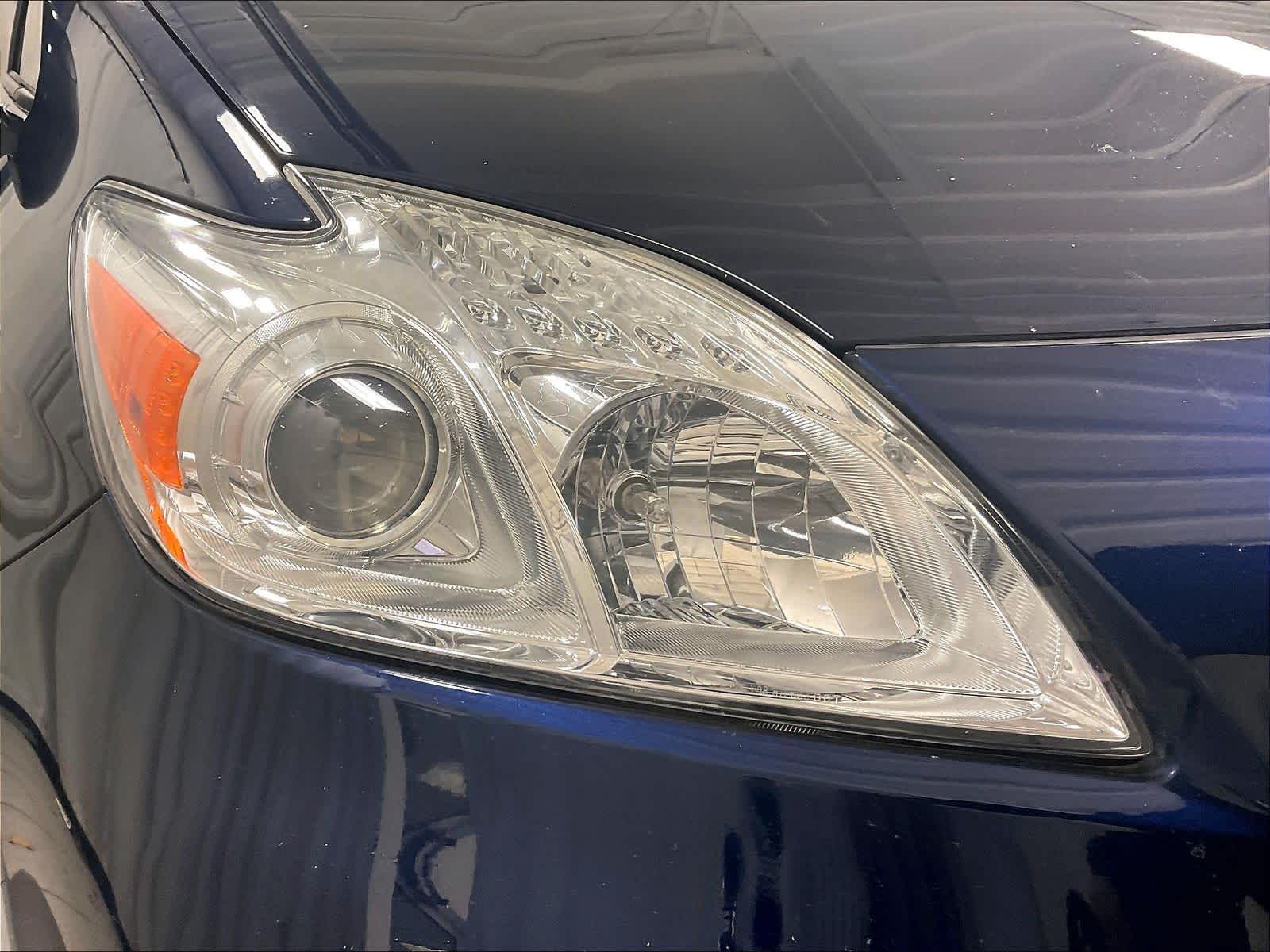 2015 Toyota Prius Two - Photo 32