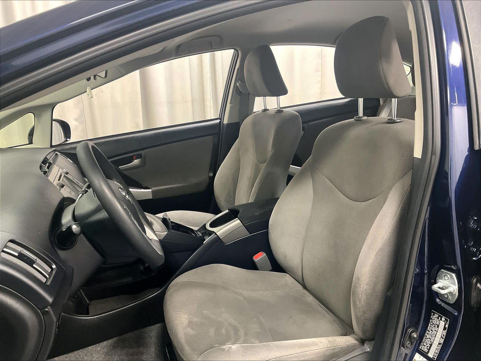 2015 Toyota Prius Two - Photo 10