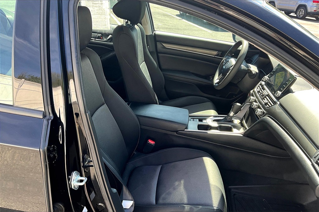 2021 Honda Accord LX - Photo 11