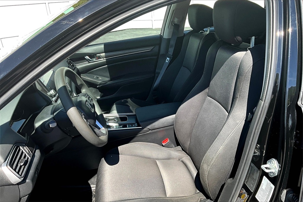2021 Honda Accord LX - Photo 10