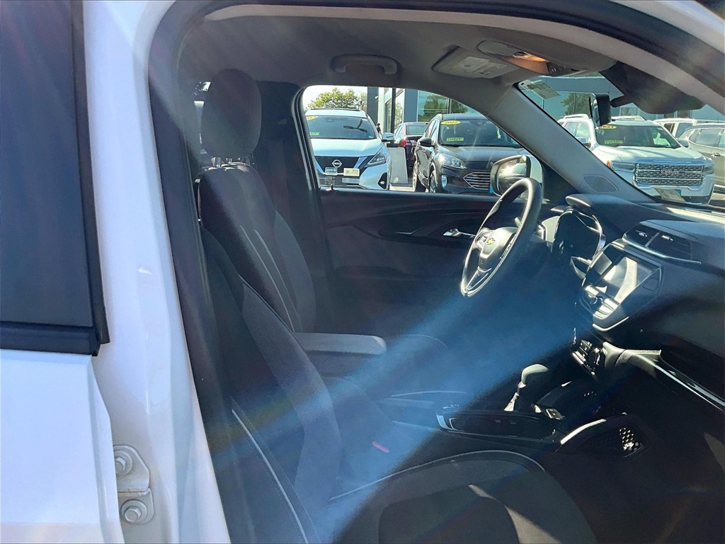 2022 Chevrolet TrailBlazer LT - Photo 11