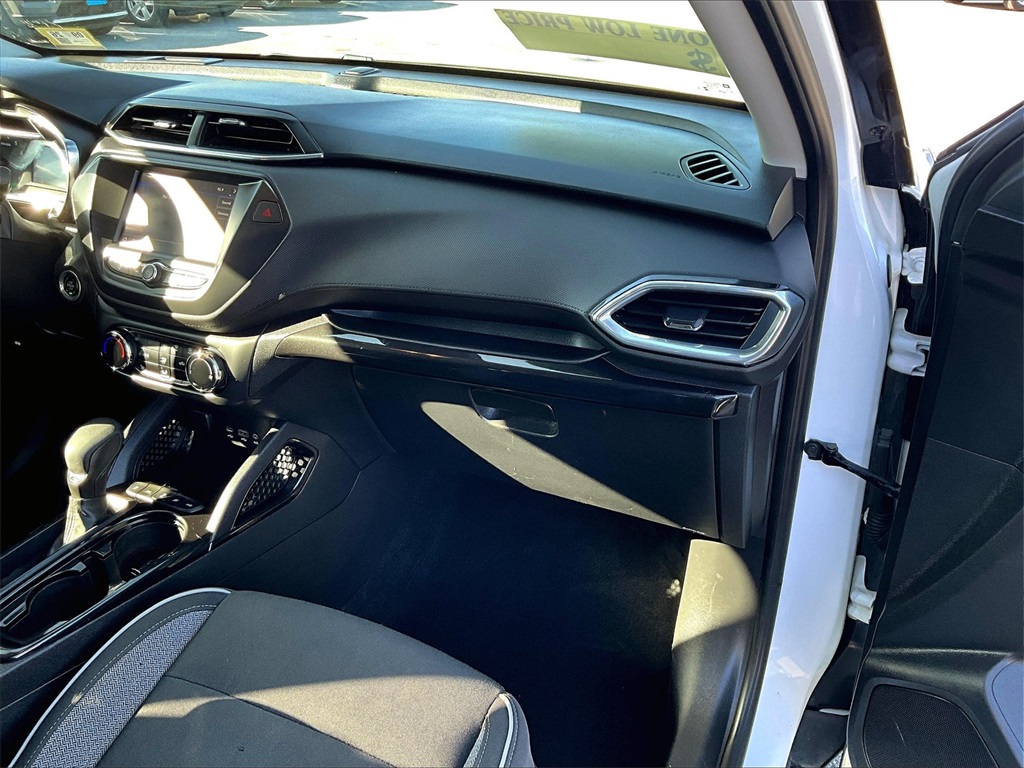 2022 Chevrolet TrailBlazer LT - Photo 13
