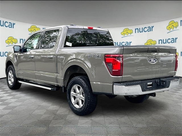2025 Ford F-150 XLT - Photo 4