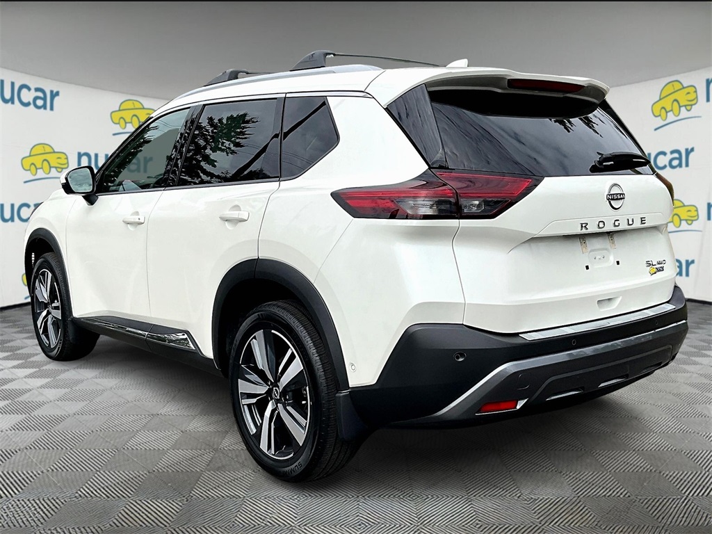 2023 Nissan Rogue SL - Photo 5