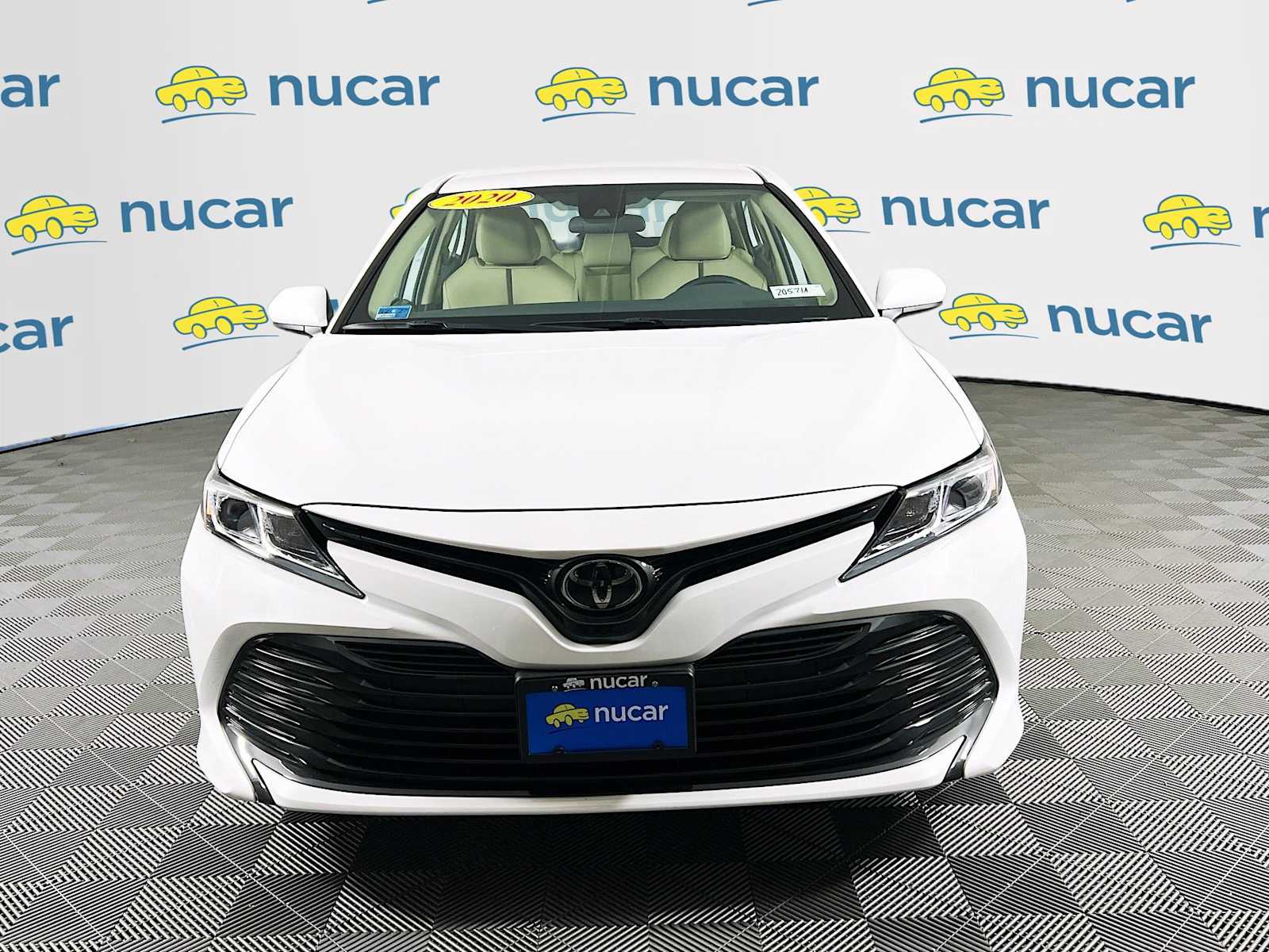 2020 Toyota Camry LE - Photo 2