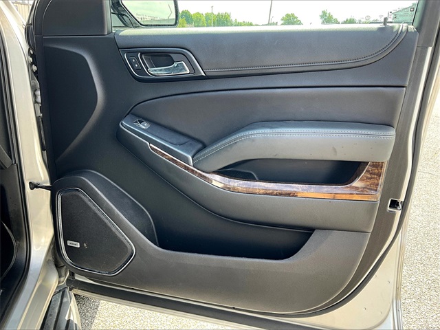 2018 Chevrolet Tahoe LT - Photo 12