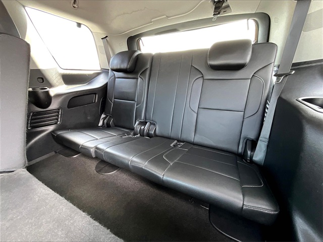 2018 Chevrolet Tahoe LT - Photo 16