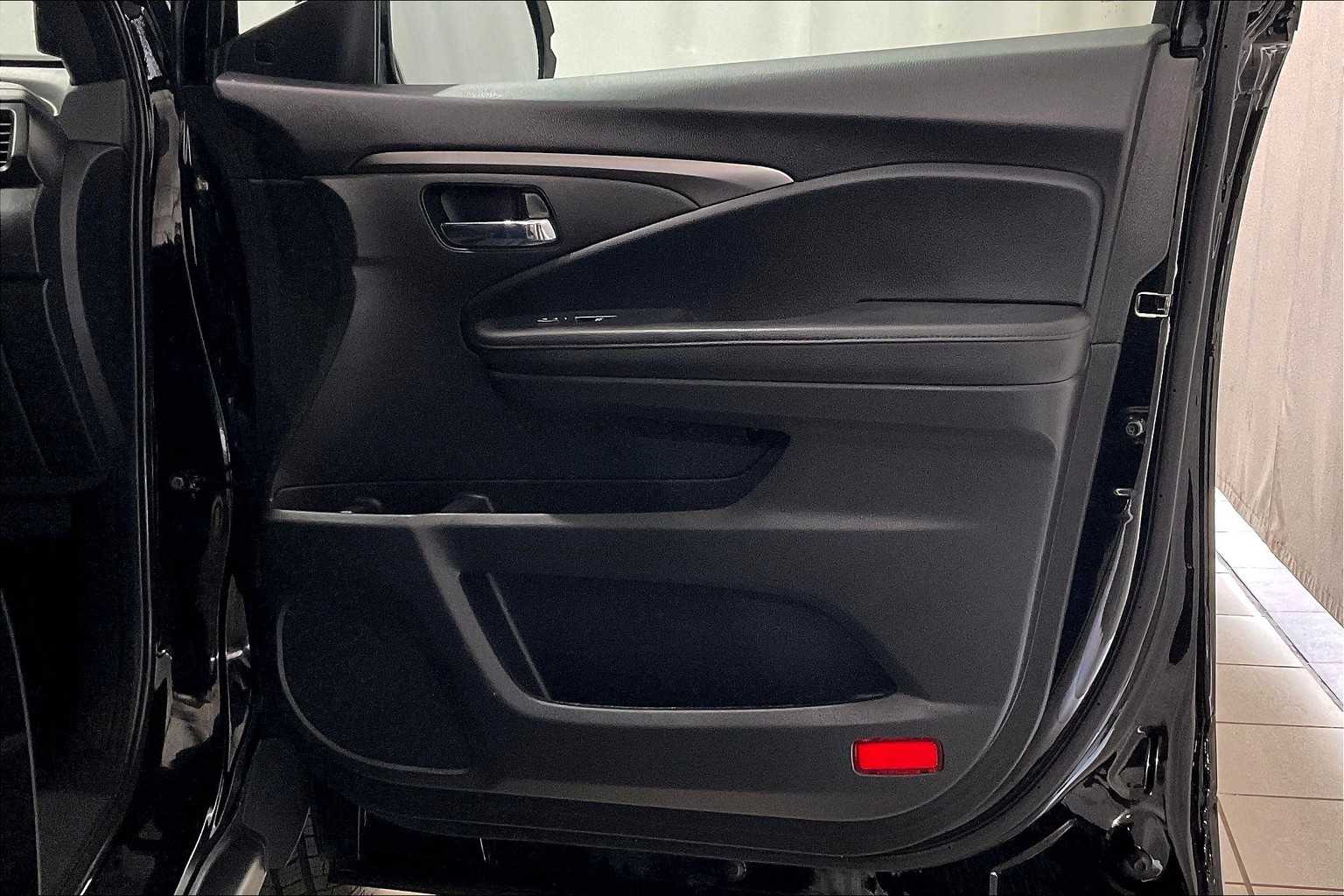 2022 Honda Pilot Sport - Photo 12