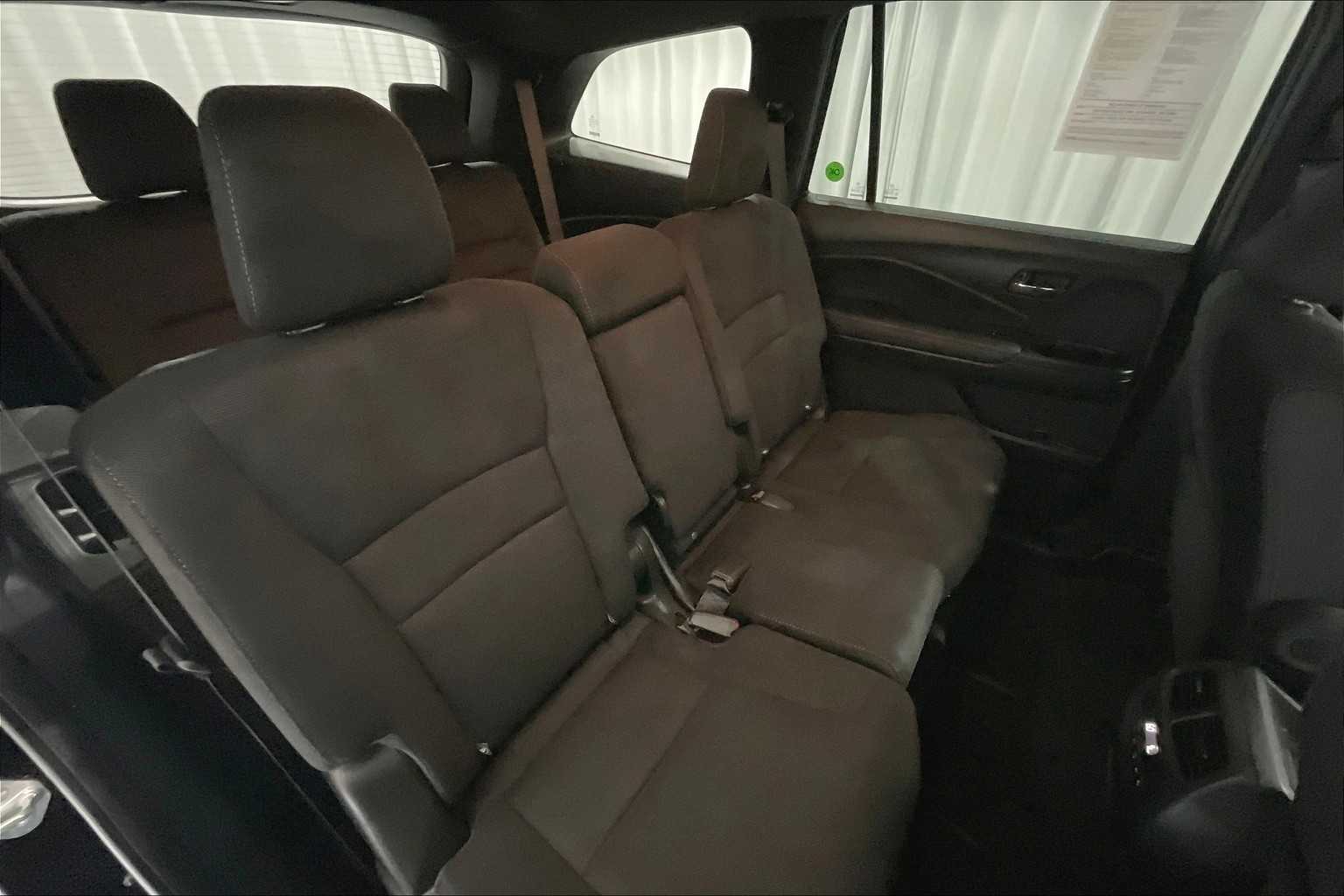 2022 Honda Pilot Sport - Photo 16