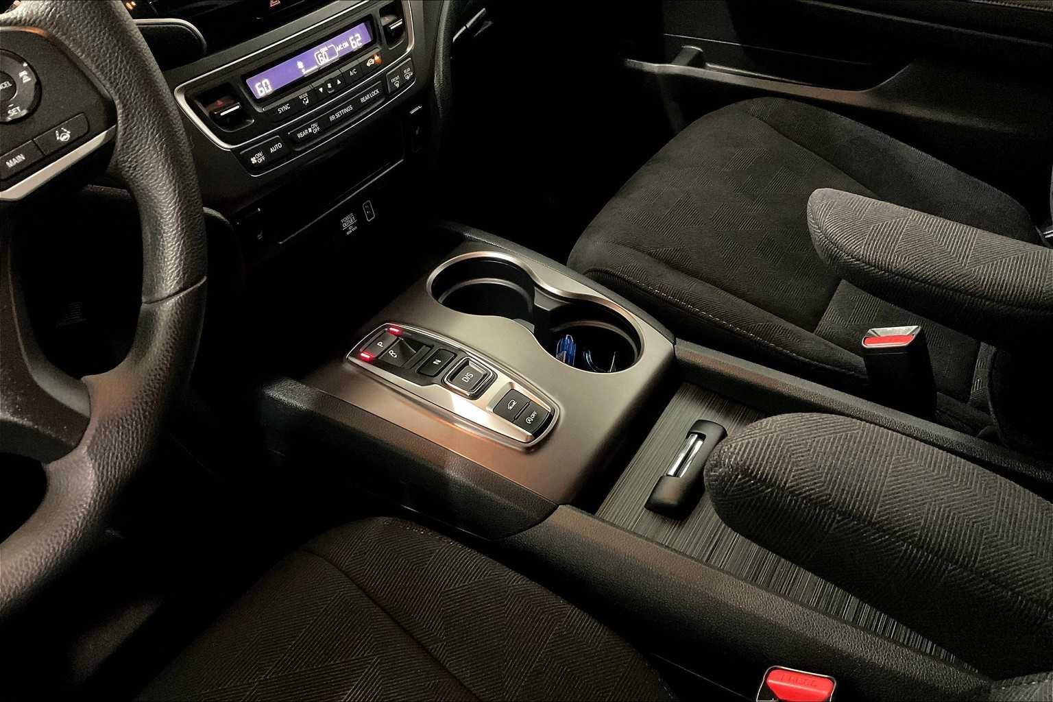 2022 Honda Pilot Sport - Photo 21