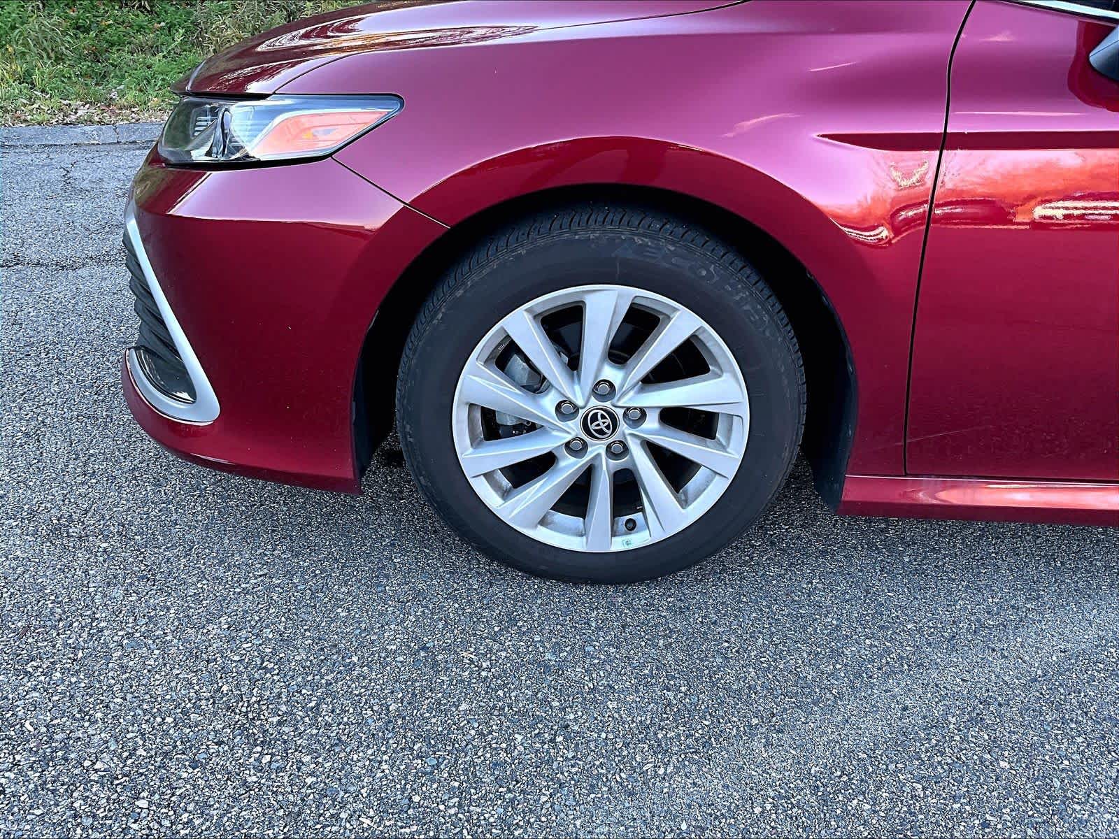 2022 Toyota Camry LE - Photo 4