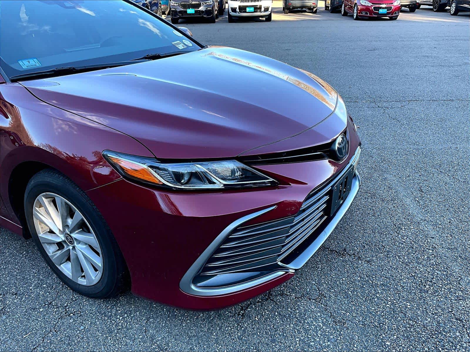 2022 Toyota Camry LE - Photo 5