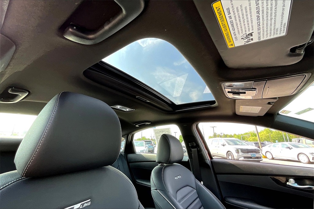 2023 Kia Forte GT-Line - Photo 21
