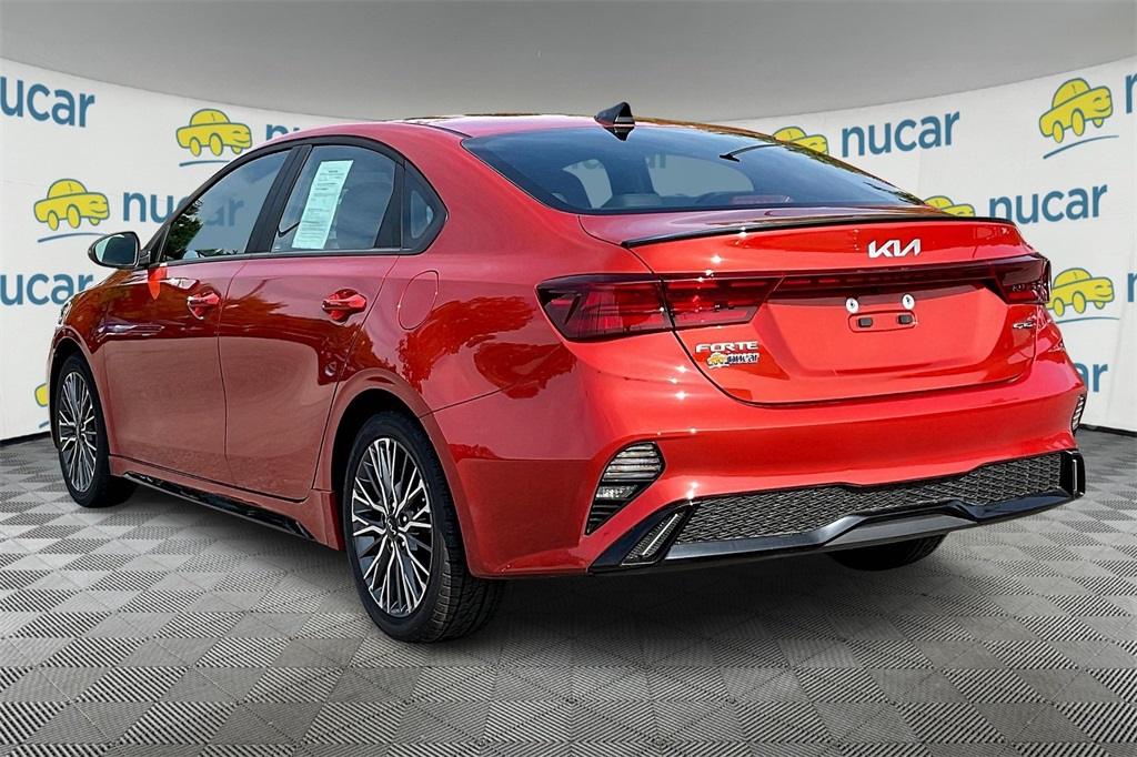 2023 Kia Forte GT-Line - Photo 4