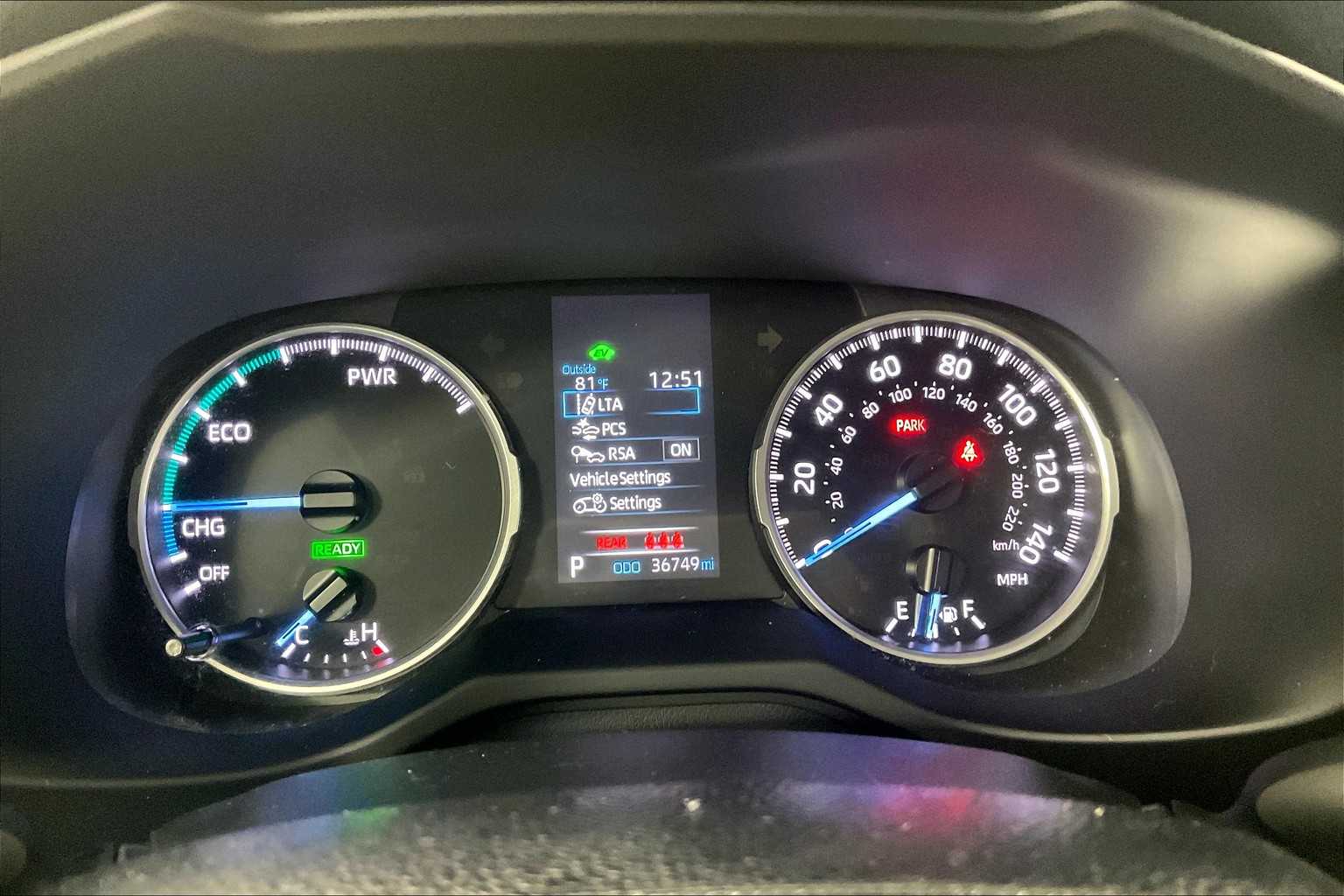 2022 Toyota RAV4 Hybrid LE - Photo 24