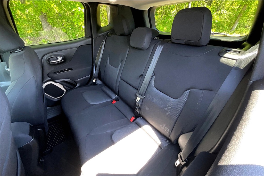 2017 Jeep Renegade Latitude - Photo 25