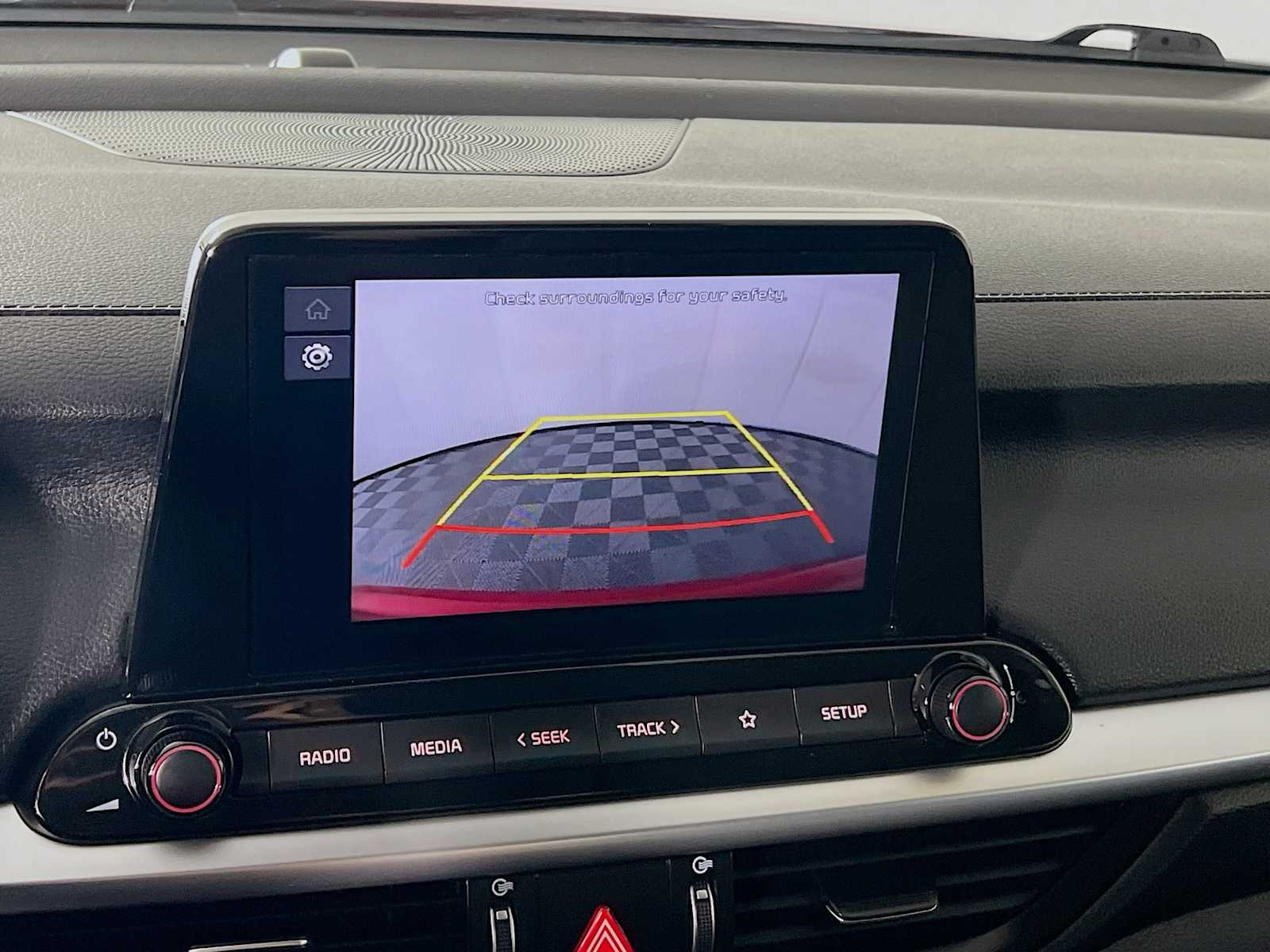 2024 Kia Forte LXS - Photo 13