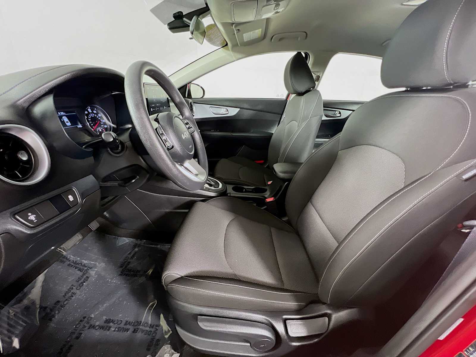 2024 Kia Forte LXS - Photo 20