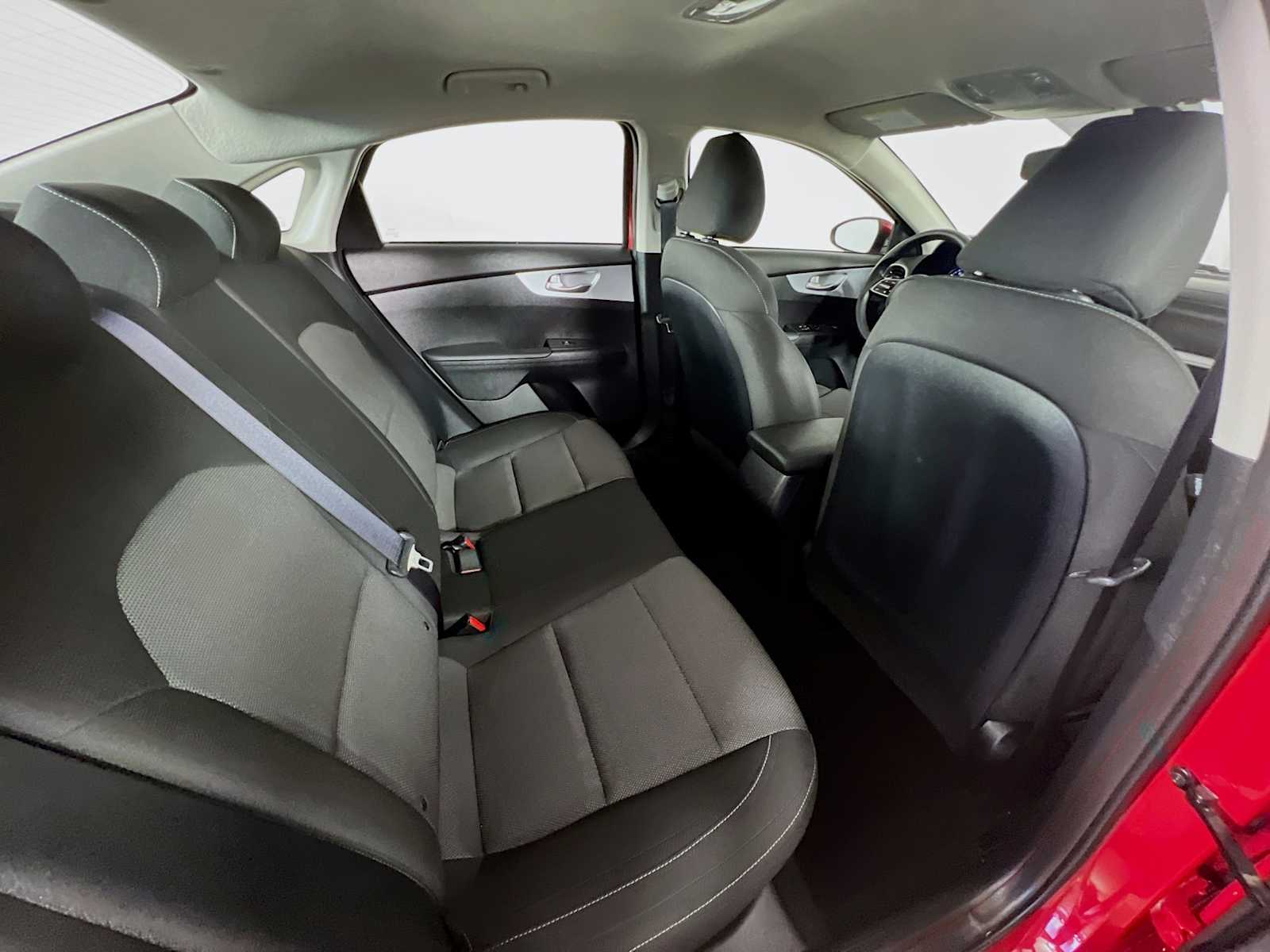 2024 Kia Forte LXS - Photo 25