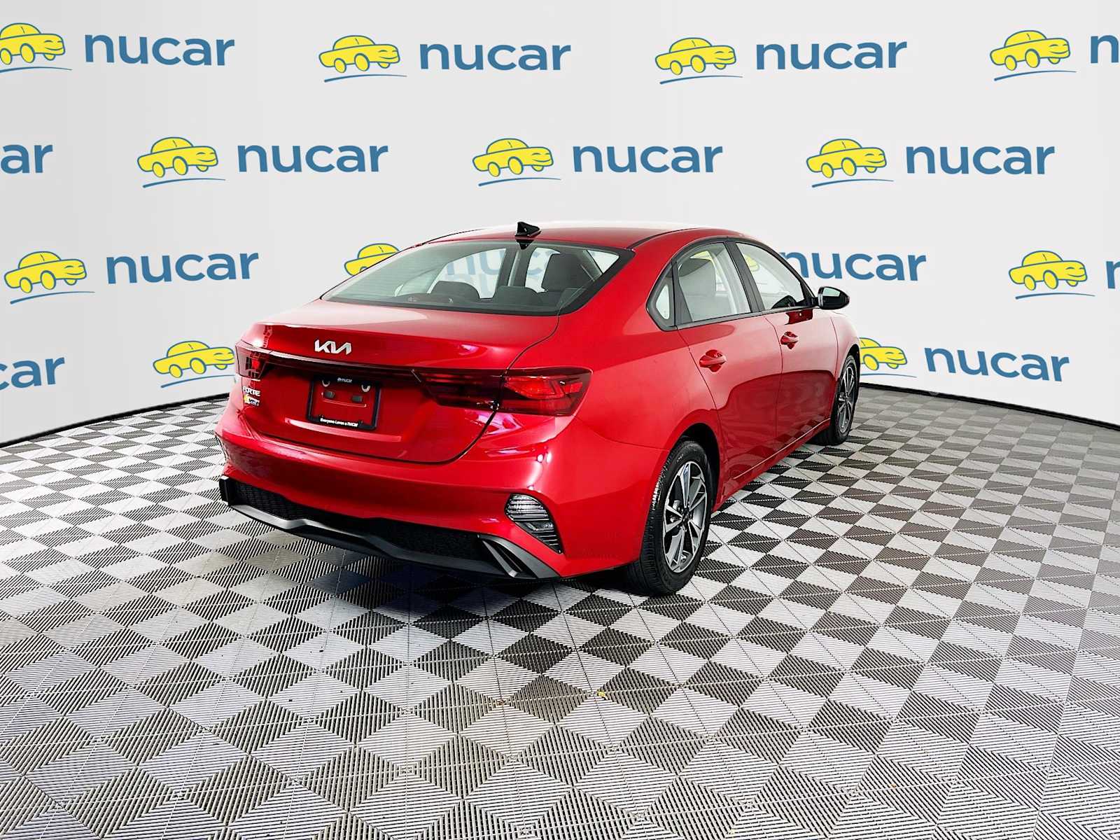 2024 Kia Forte LXS - Photo 7