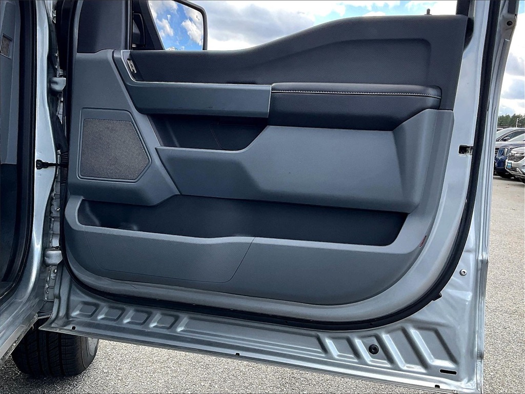 2023 Ford F-150 XLT - Photo 11