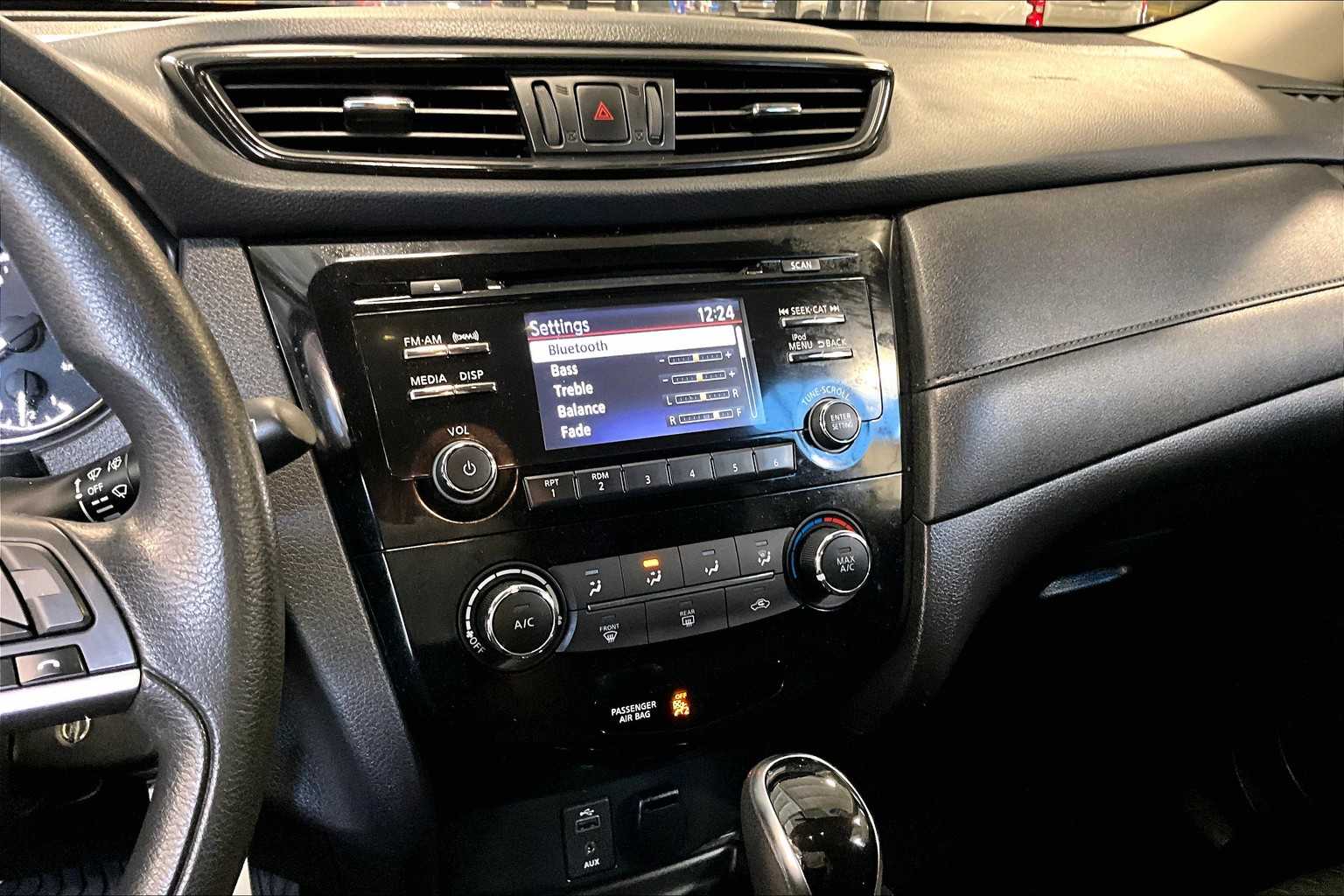 2017 Nissan Rogue S - Photo 19