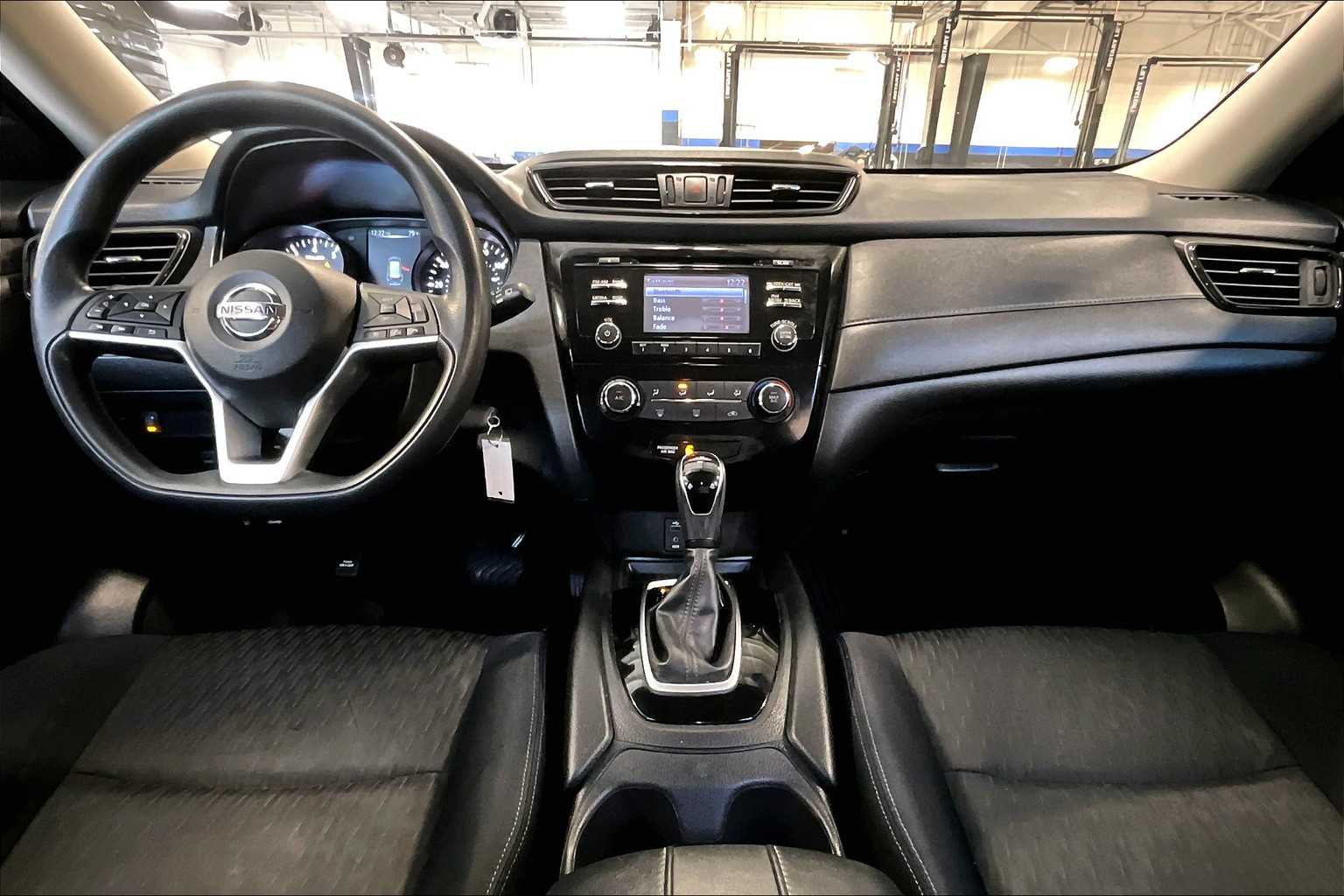 2017 Nissan Rogue S - Photo 22