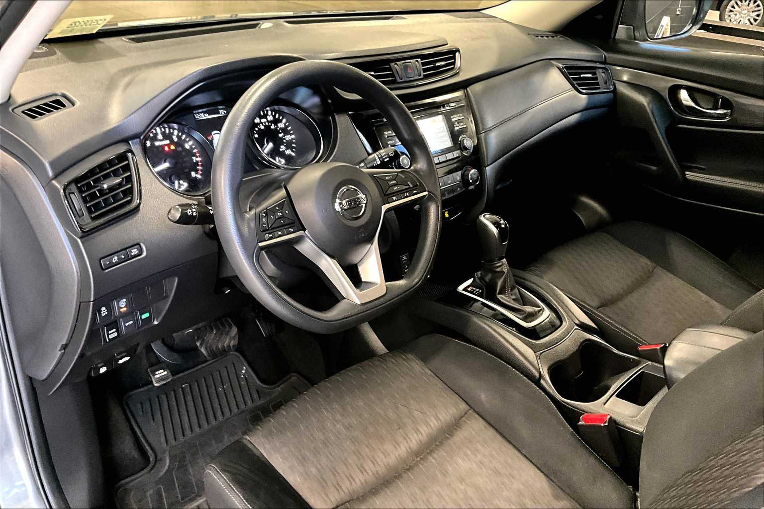 2017 Nissan Rogue S - Photo 8