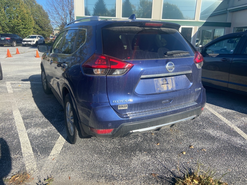 2019 Nissan Rogue SV - Photo 4