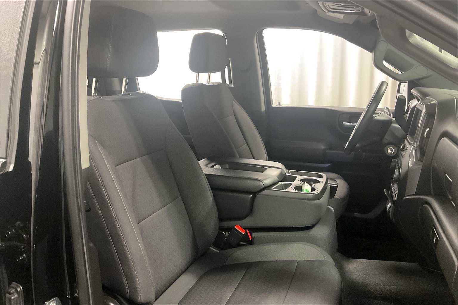 2022 Chevrolet Silverado 1500 LTD Custom - Photo 11
