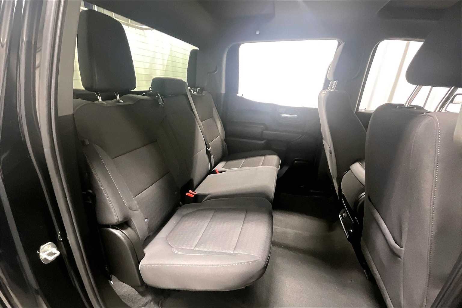 2022 Chevrolet Silverado 1500 LTD Custom - Photo 16