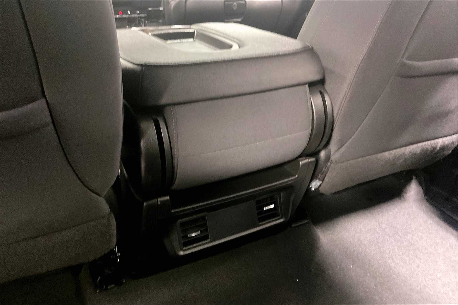 2022 Chevrolet Silverado 1500 LTD Custom - Photo 27