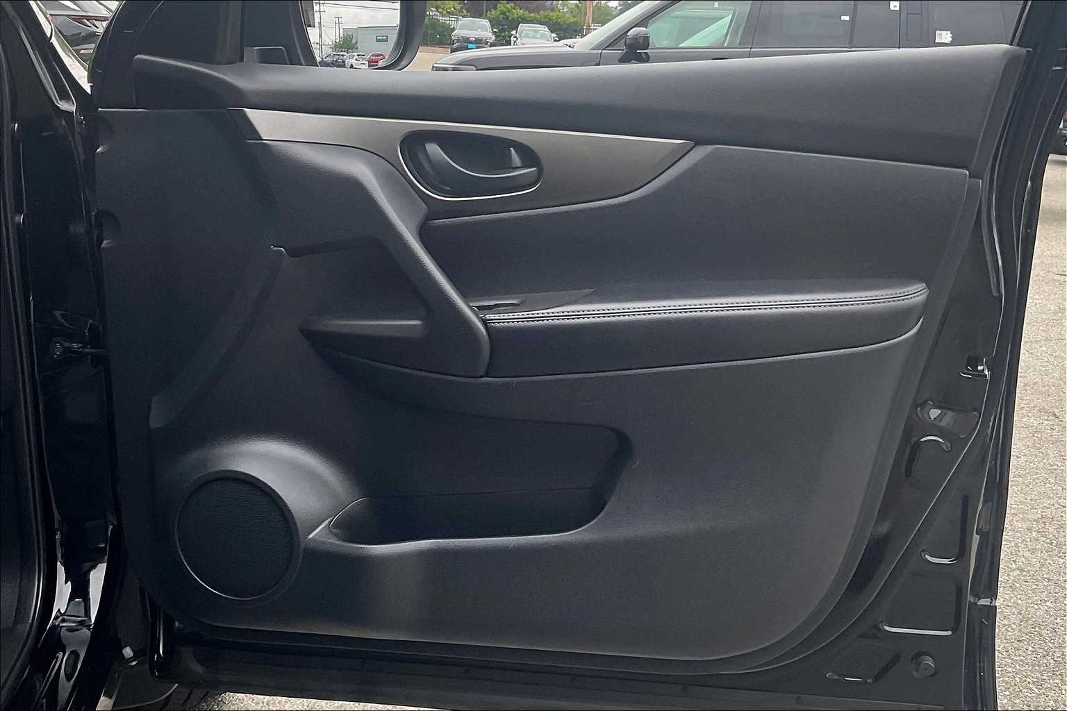 2018 Nissan Rogue Sport S - Photo 12