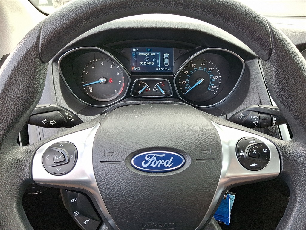 2014 Ford Focus SE - Photo 17